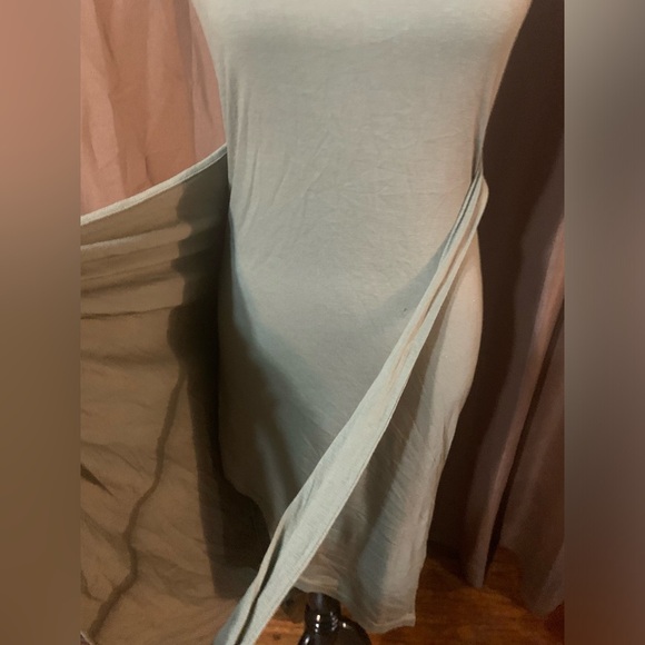 NWOT SHEIN faux wrap around dress - Picture 10 of 10
